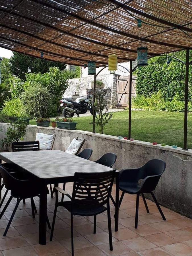 Au Chat Perche Espace Familial Mareil-sur-Mauldre Ngoại thất bức ảnh